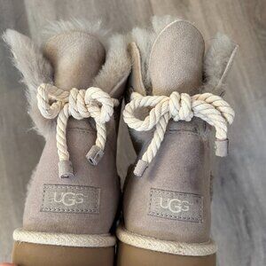 Ugg PURE Boots - short light gray size 9
